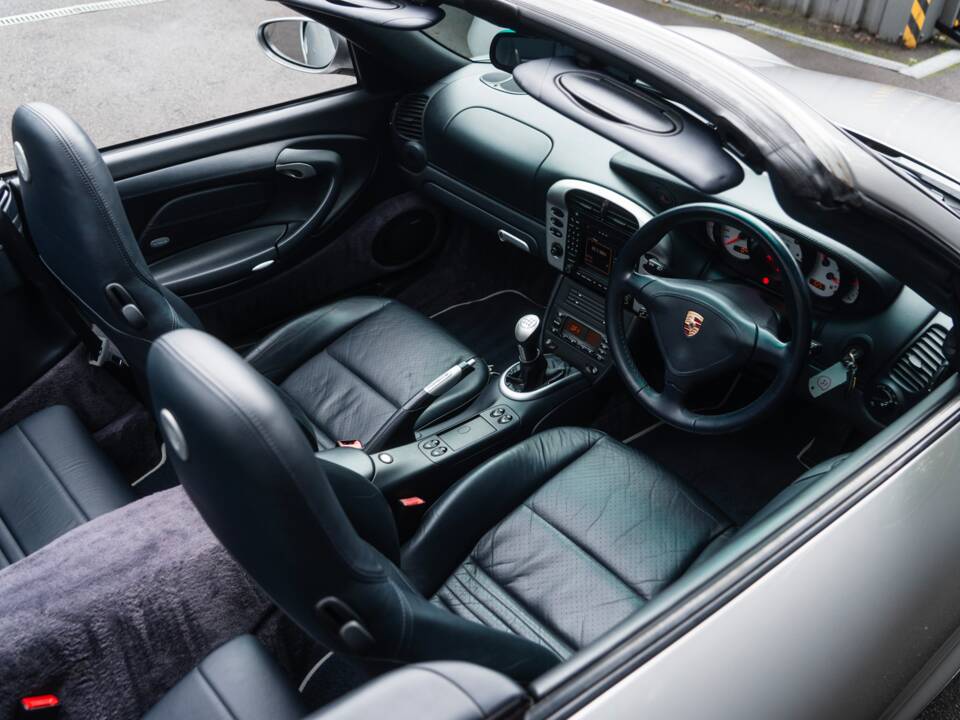 Bild 18/52 von Porsche 911 Turbo (2003)