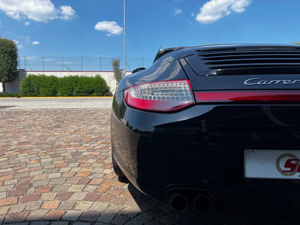 Bild 12/27 von Porsche 911 Carrera 4 GTS (2011)