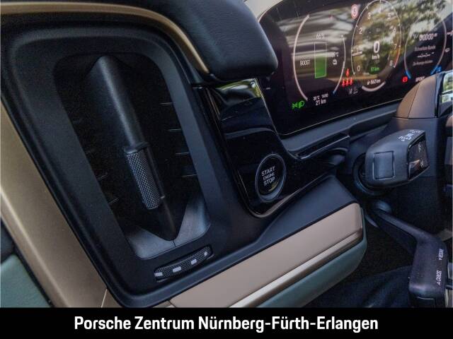 Immagine 30/50 di Porsche Cayenne Turbo E-Hybrid (1900)