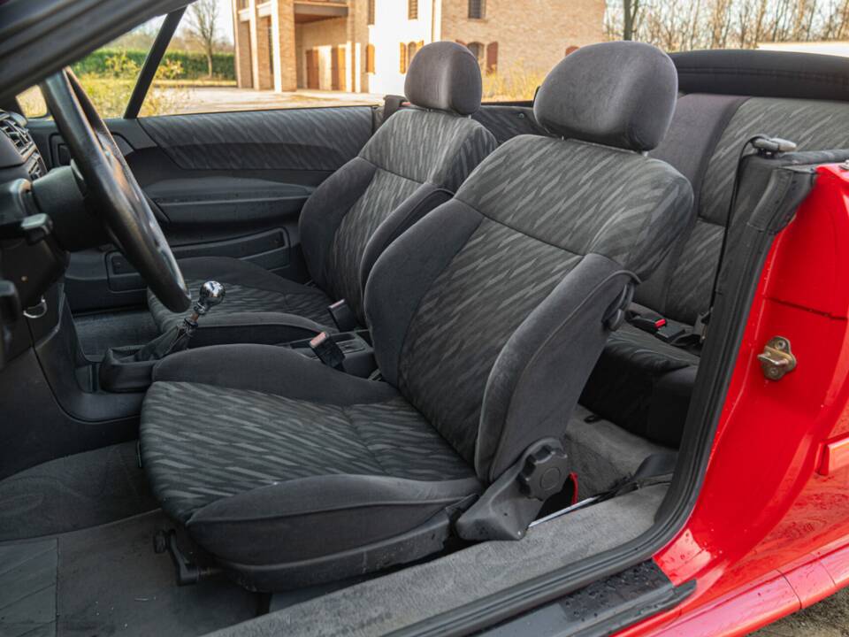 Bild 32/50 von Opel Calibra 2,0 Piecha (1993)