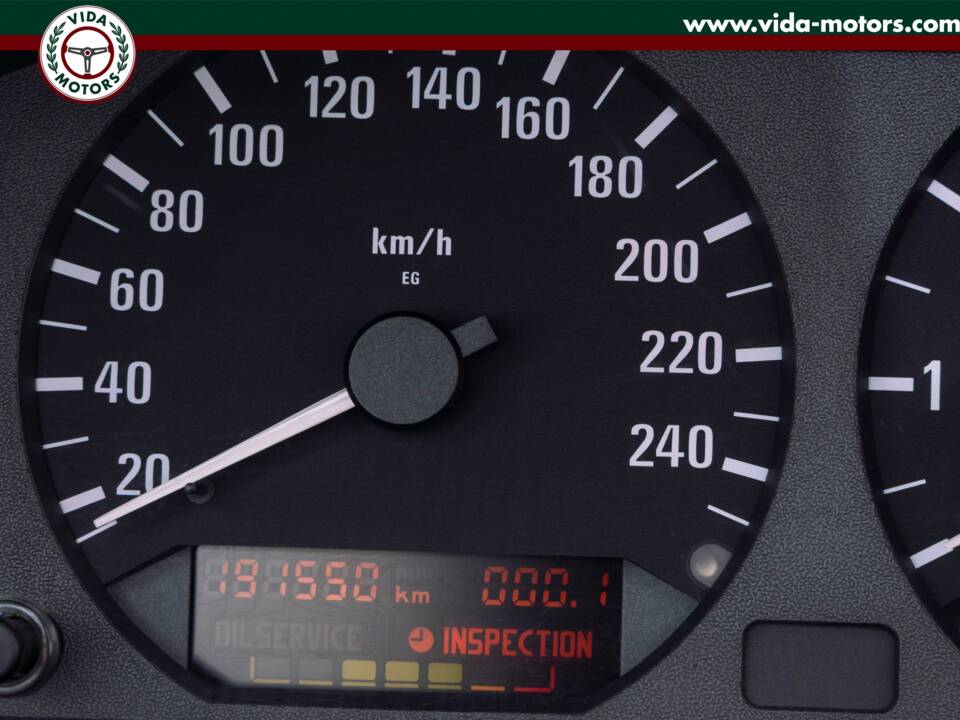 Immagine 15/17 di BMW 318i (1996)