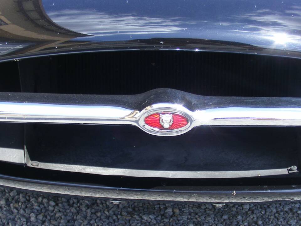 Image 5/30 de Jaguar E-Type (1971)