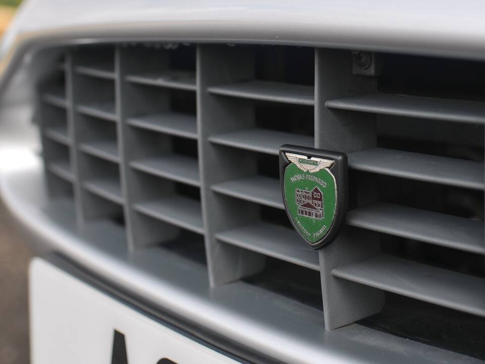 Immagine 13/33 di Aston Martin DB 7 (1999)