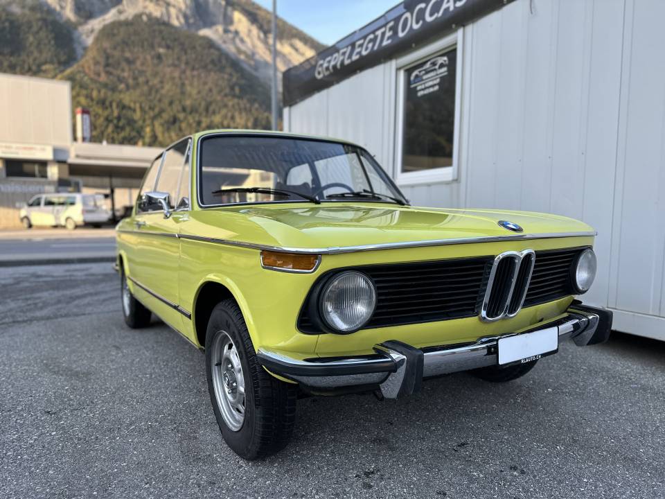 Image 4/39 de BMW 2002 (1974)