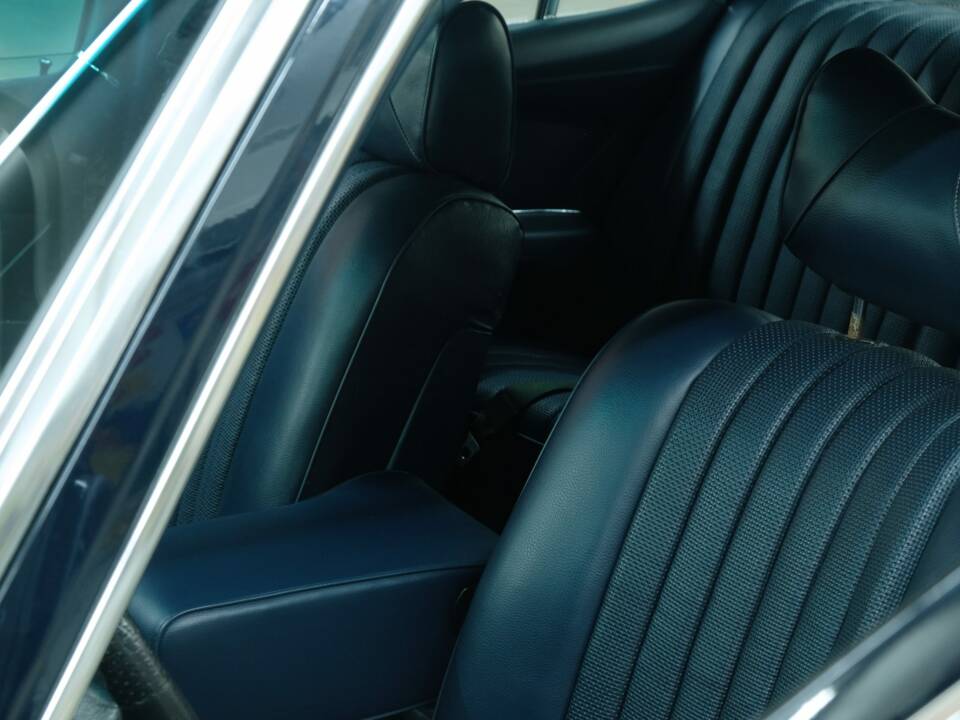 Image 29/50 de Mercedes-Benz 450 SE (1973)