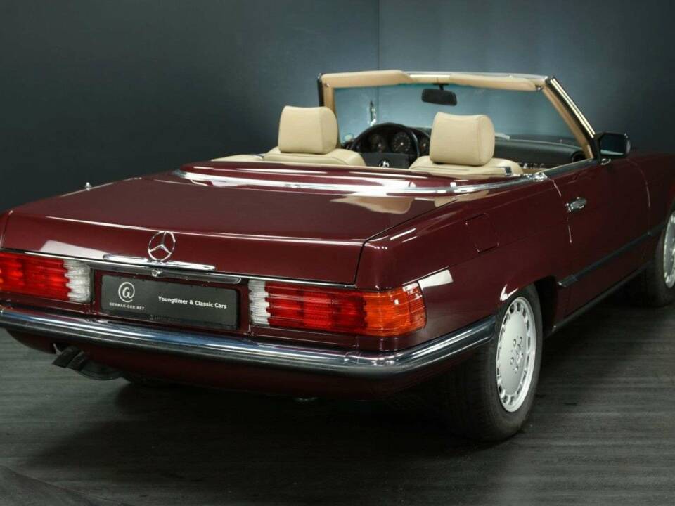 Bild 2/29 von Mercedes-Benz 300 SL (1989)
