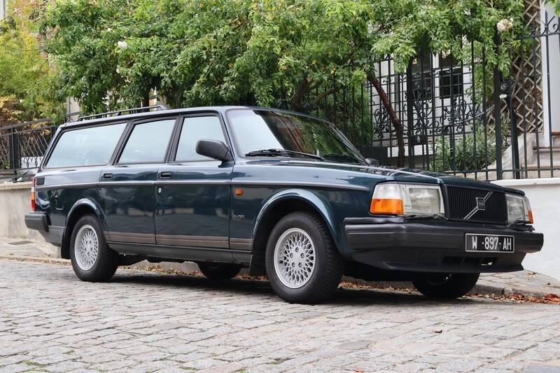 Immagine 5/51 di Volvo 245 Super Polar (1993)