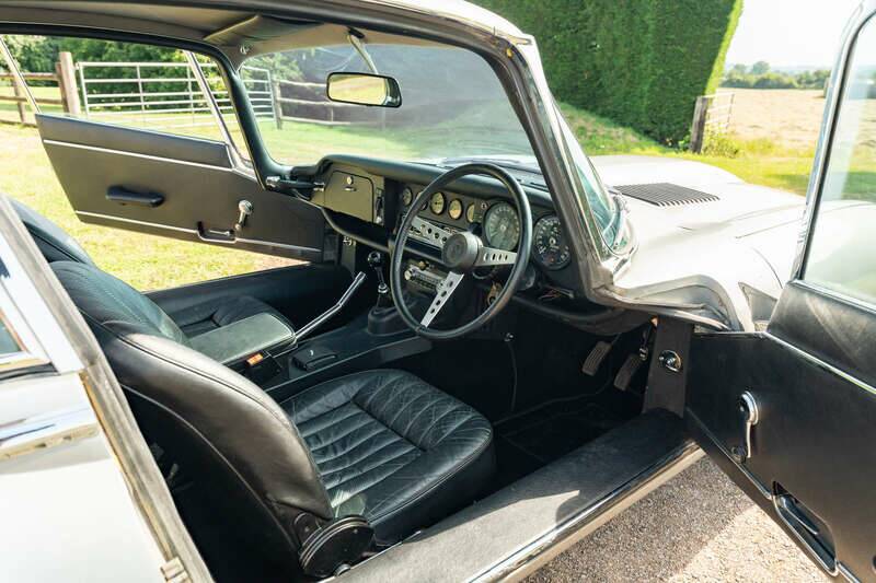 Afbeelding 27/50 van Jaguar E-Type V12 (2+2) (1973)