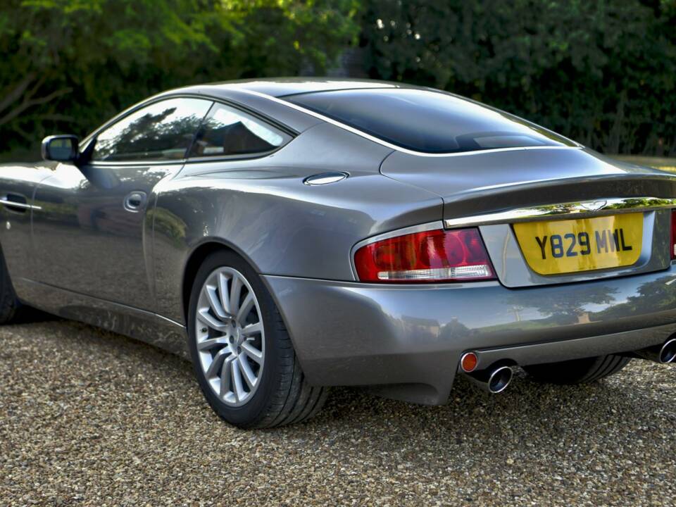 Bild 18/50 von Aston Martin V12 Vanquish (2001)