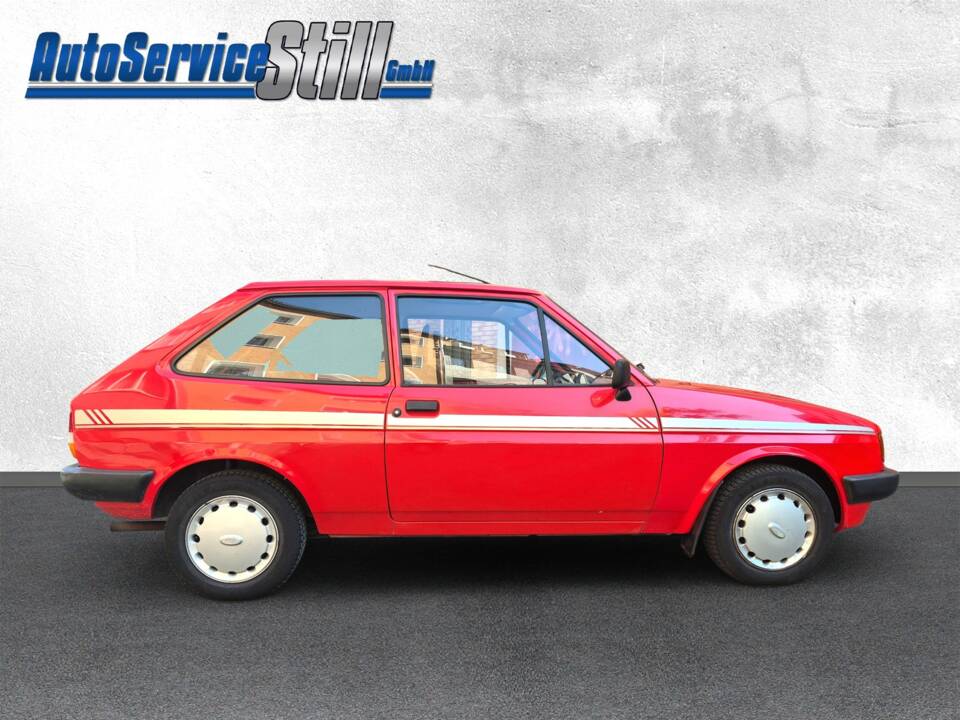 Bild 6/36 von Ford Fiesta 1.6 D (1987)