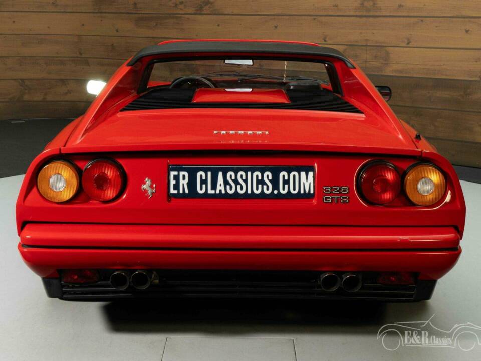 Image 8/19 de Ferrari 328 GTS (1989)