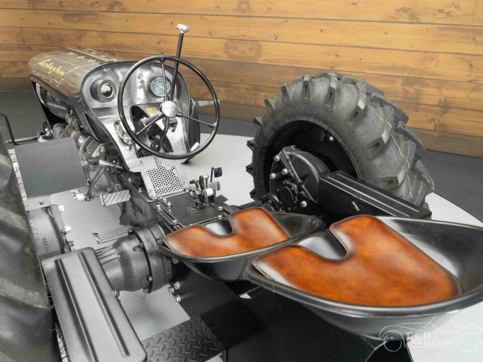 Bild 2/19 von Lamborghini Centenario (1962)