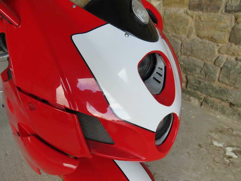 Bild 10/42 von Ducati DUMMY (2002)