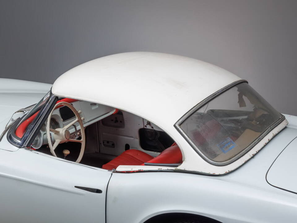 Image 12/50 of BMW 507 (1957)