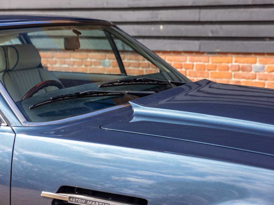 Bild 23/70 von Aston Martin V8 EFi (1988)