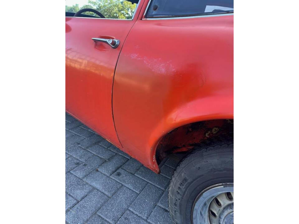 Image 18/50 of Opel GT 1900 (1971)