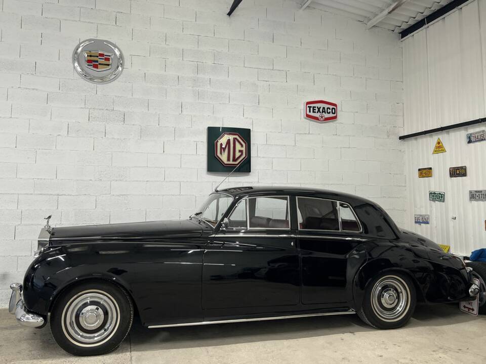 Image 5/8 of Rolls-Royce Silver Cloud I (1959)