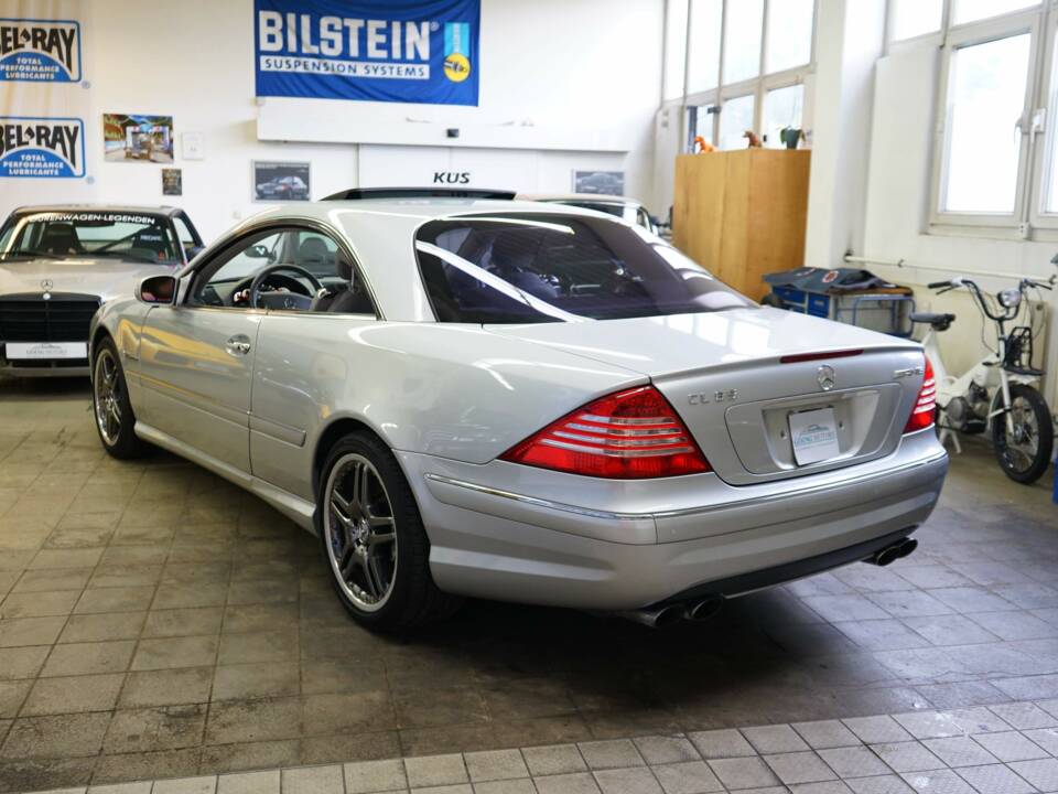 Bild 10/34 von Mercedes-Benz CL 65 AMG (2004)