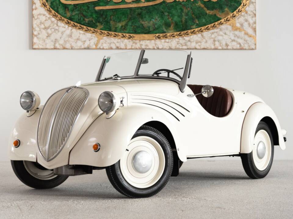 Image 3/36 of NSU-Fiat 500 A Topolino Weinsberg (1940)