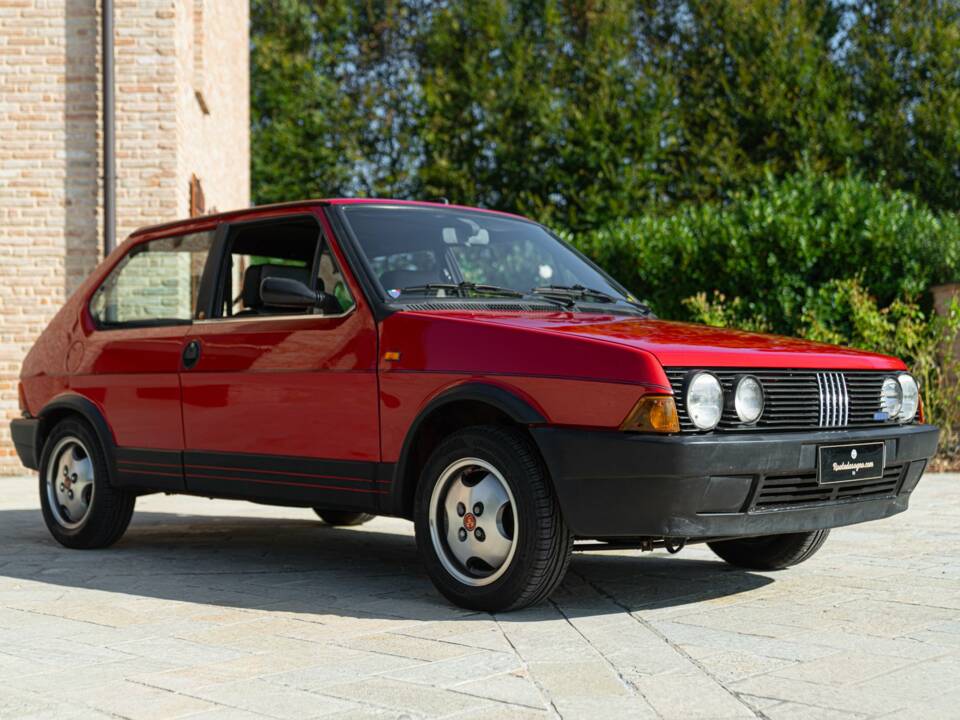 Image 3/50 of FIAT Ritmo 105 TC (1990)