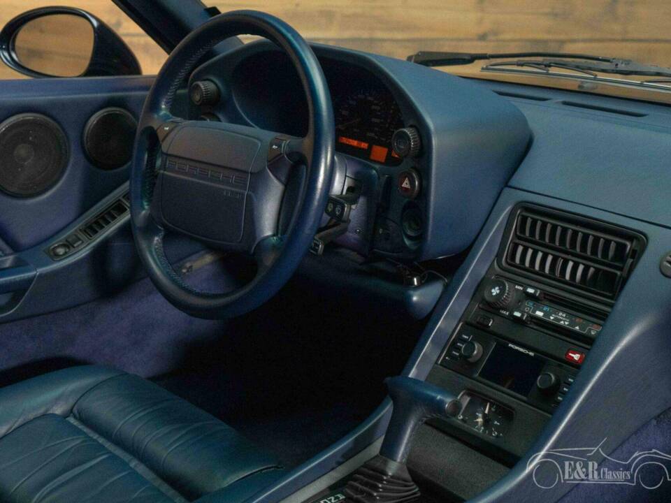 Imagen 15/19 de Porsche 928 GTS (1992)