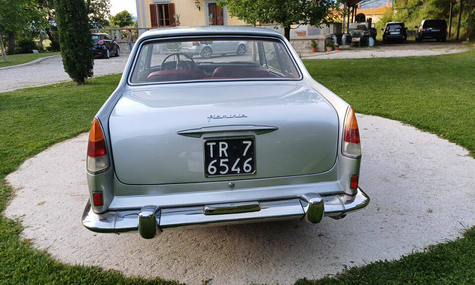 Imagen 5/8 de Lancia Flaminia Coupe Pininfarina (1960)