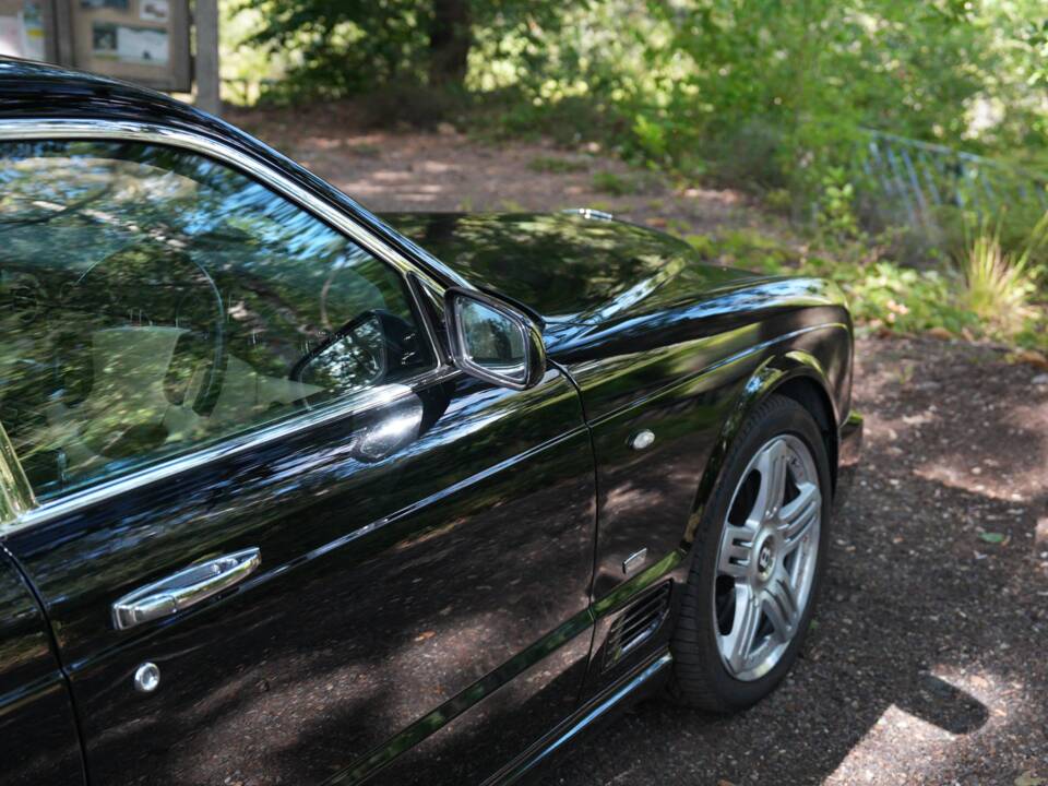 Image 19/50 of Bentley Arnage T (2004)