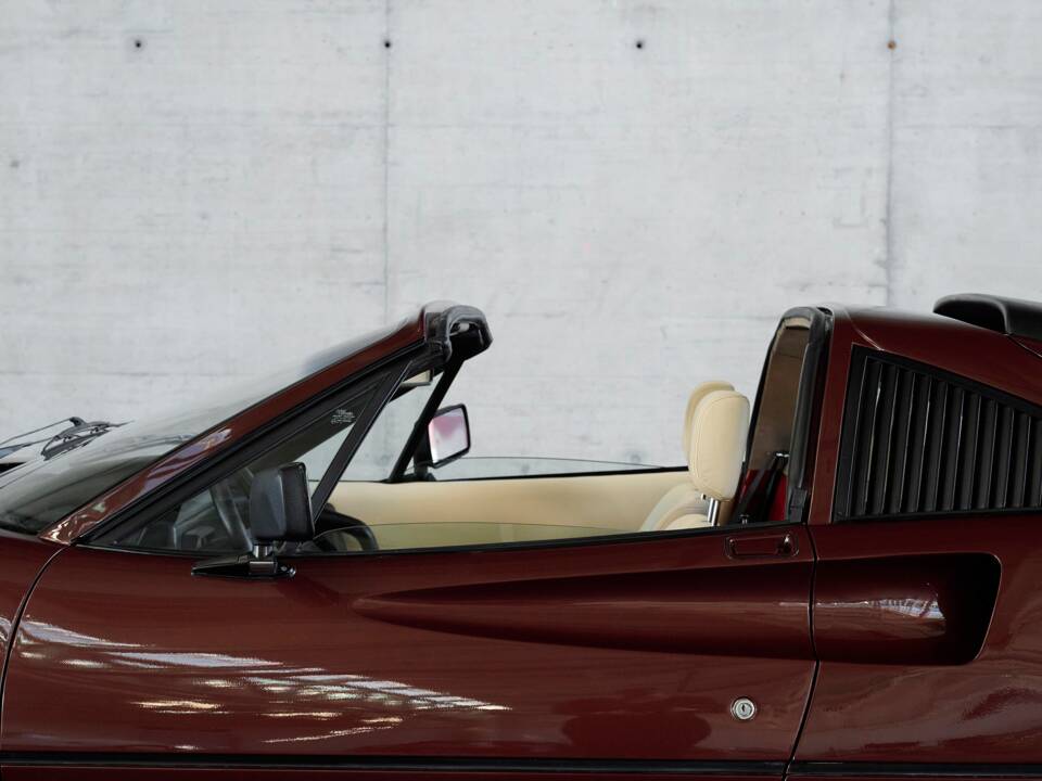 Bild 40/50 von Ferrari 328 GTS (1988)