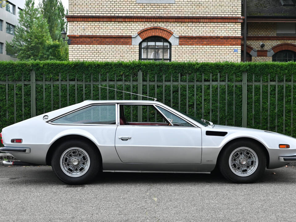 Immagine 3/55 di Lamborghini Jarama 400 GT (2+2) (1972)