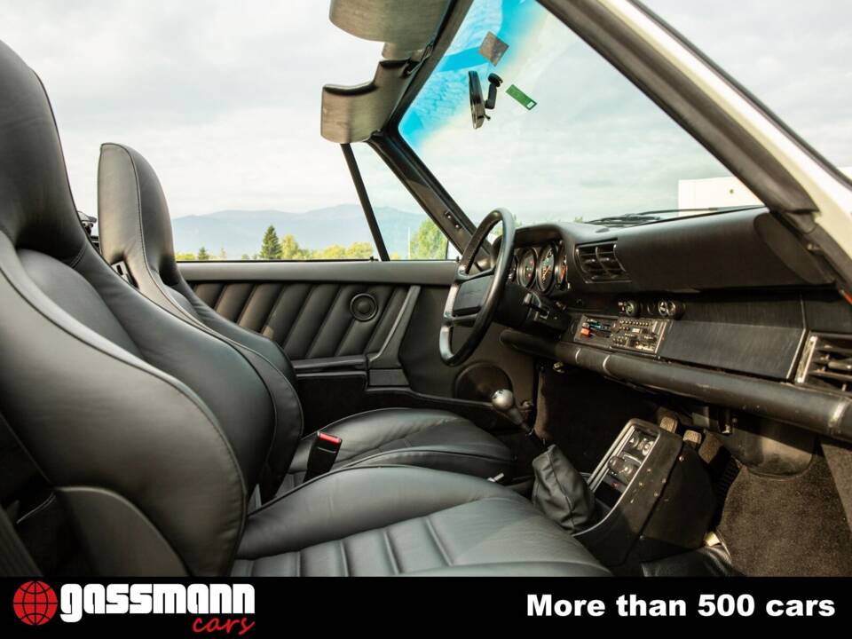 Image 11/15 of Porsche 911 Carrera 3.2 (WTL) (1986)