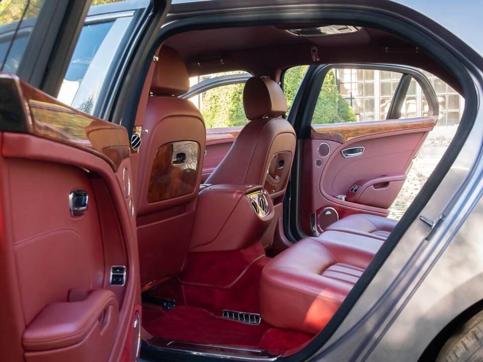 Afbeelding 19/31 van Bentley Mulsanne (2011)