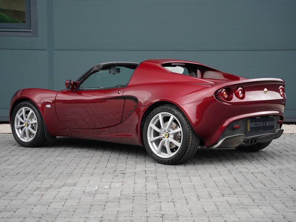 Immagine 2/50 di Lotus Elise 111R (2004)