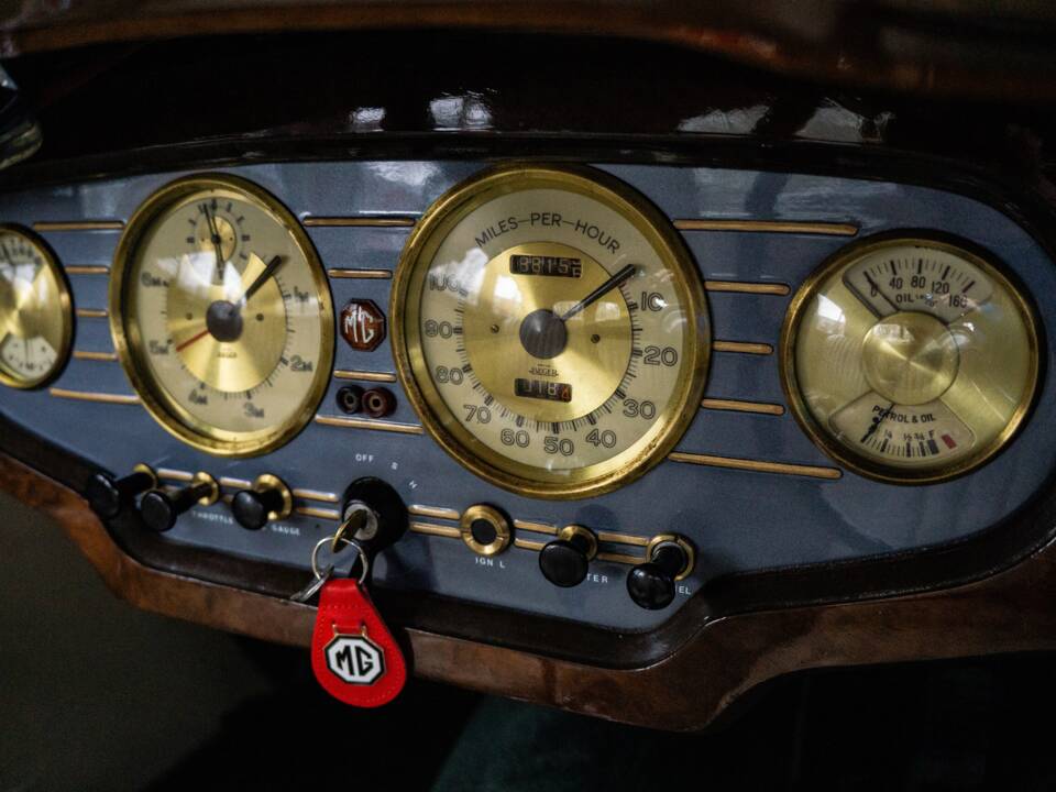 Bild 33/39 von MG SA (1937)