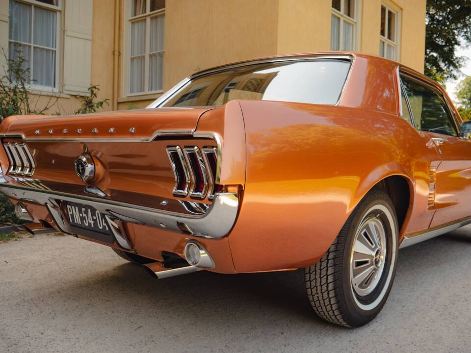 Image 17/81 of Ford Mustang 289 (1967)