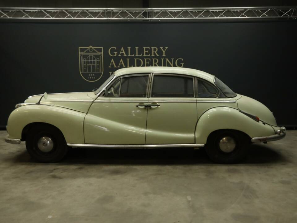 Afbeelding 10/50 van BMW 502 (1956)