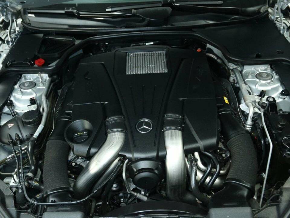 Bild 40/50 von Mercedes-Benz SL 500 (2015)