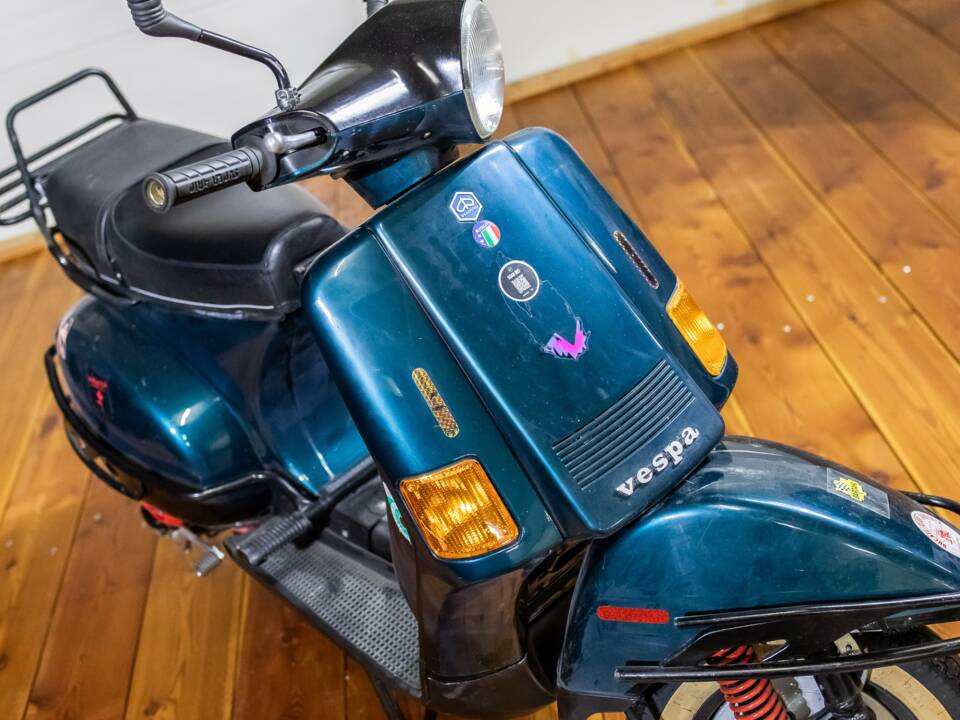 Image 9/11 de Piaggio Vespa Cosa 125 (1989)