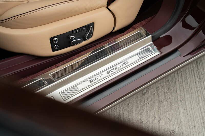 Image 42/50 of Bentley Brooklands (2008)