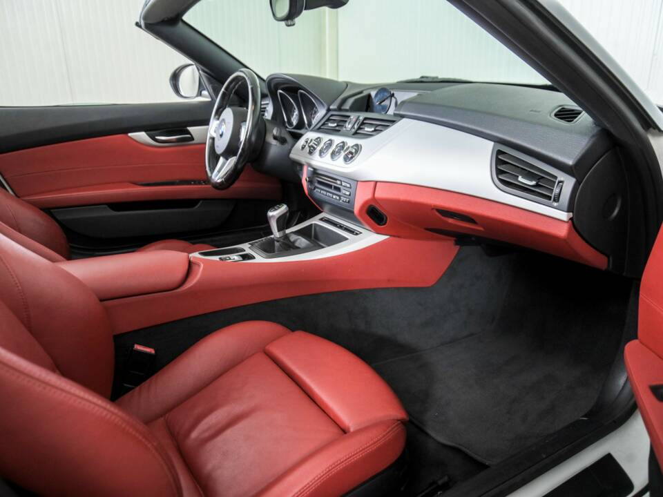 Immagine 34/50 di BMW Z4 sDrive23i (2009)