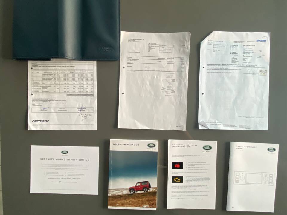 Bild 59/59 von Land Rover Defender 90 Works V8 "70th Edition" (2018)