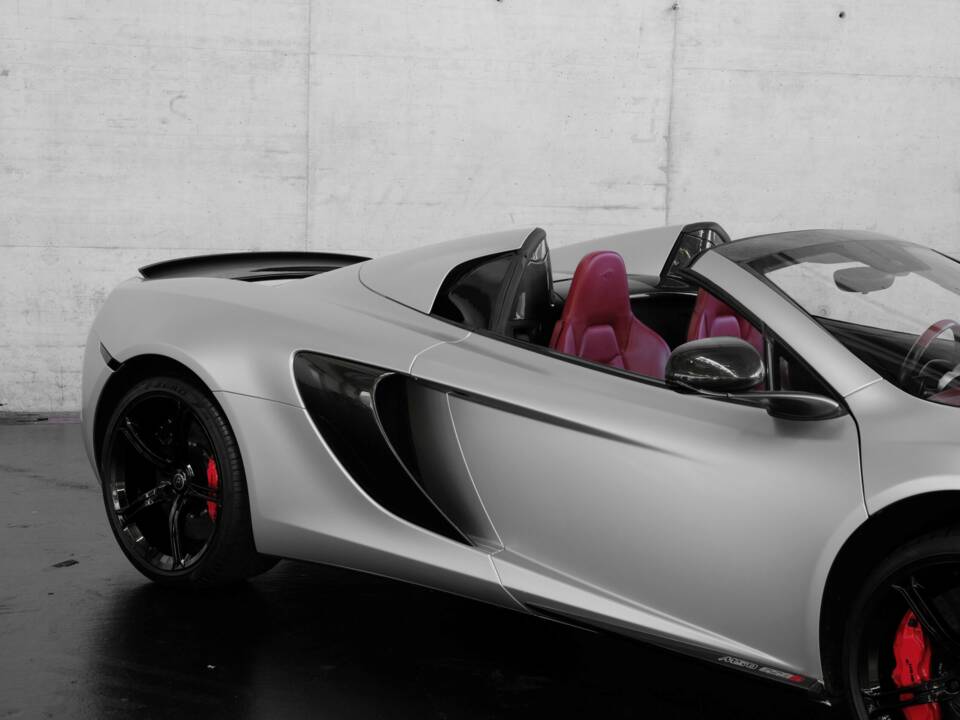 Bild 30/50 von McLaren 650S Spider (2016)