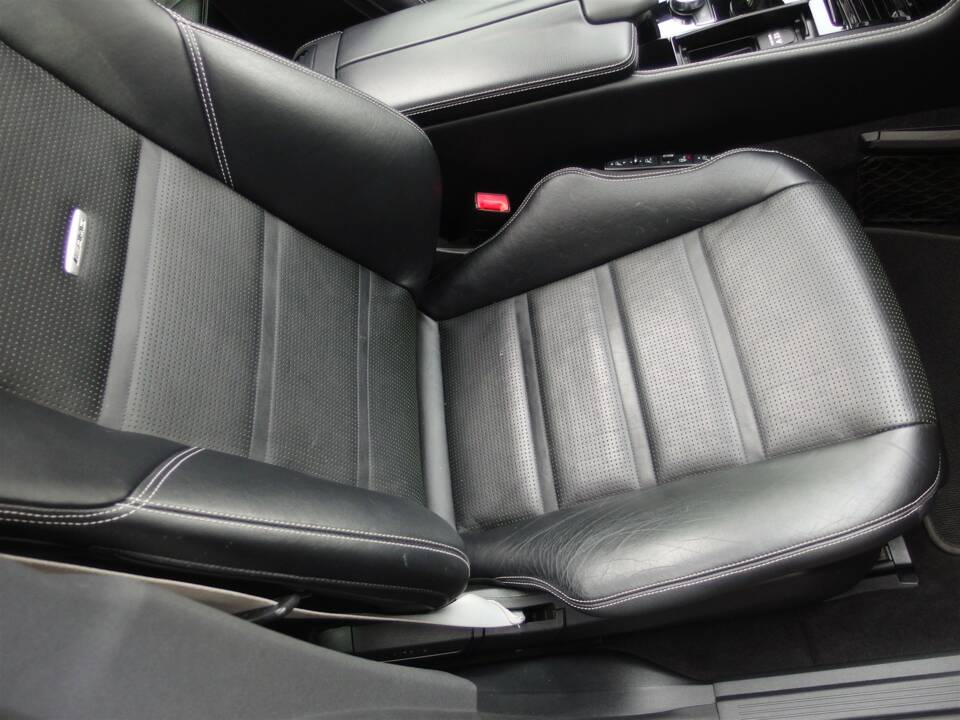 Image 42/97 of Mercedes-Benz CLS 63 AMG S 4MATIC (2013)