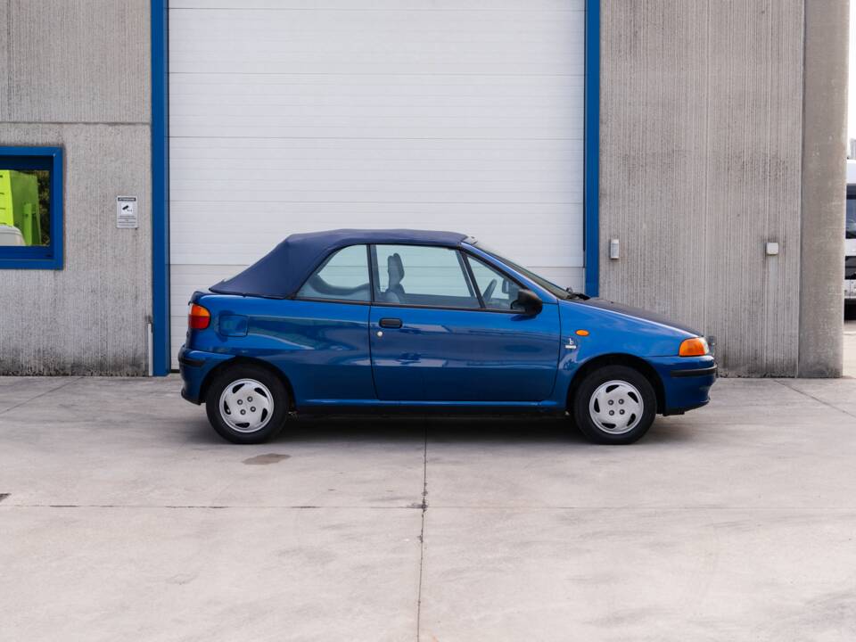 Image 30/99 of FIAT Punto 60 (1994)