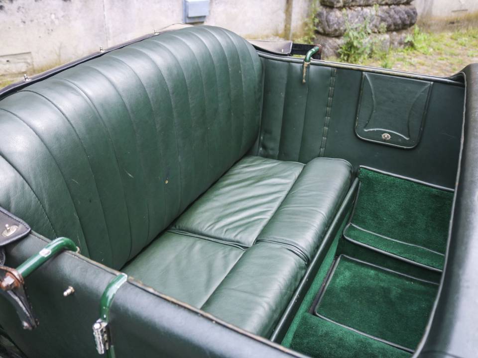 Image 18/50 of Bentley 4 1&#x2F;2 Litre (1936)
