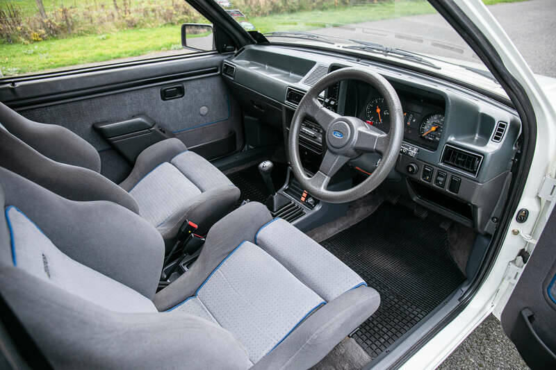 Imagen 2/29 de Ford Escort turbo RS (1986)