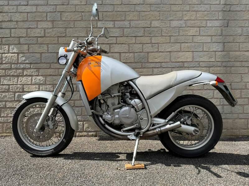 Bild 2/41 von Aprilia Moto 6.5 (2000)