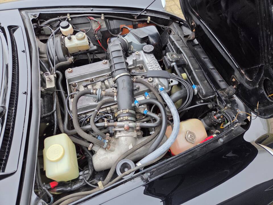 Image 14/15 of Alfa Romeo 2.0 Spider (1988)