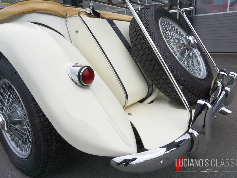 Image 24/70 of MG TF 1500 (1955)