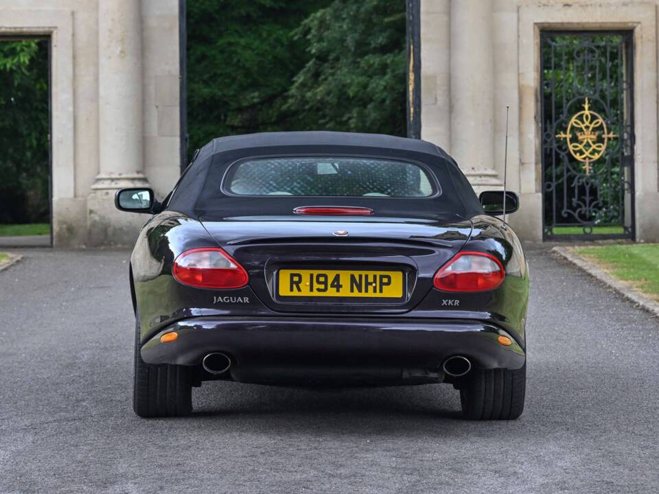 Afbeelding 8/50 van Jaguar XKR (1998)