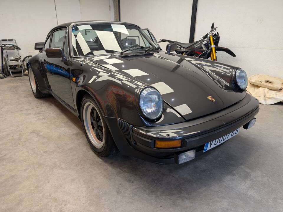 Bild 8/37 von Porsche 911 Turbo 3.3 (1979)